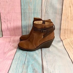 Soft wedge ankle booties